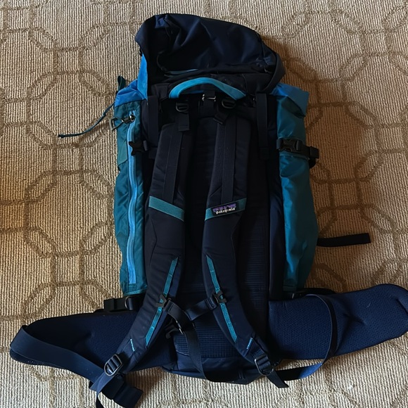 Patagonia Snowdrifter 40L Pack - Picture 5 of 5
